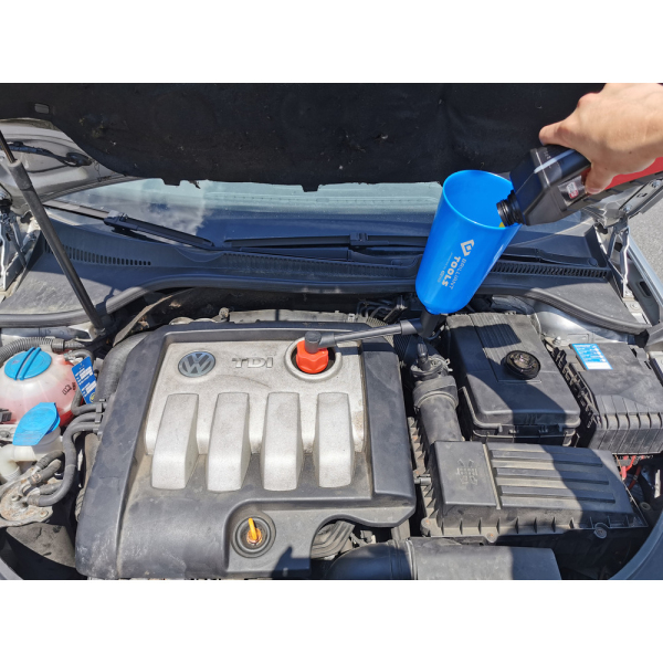 Coffret de remplissage d'huile avec adaptateurs et bras rotatif, universel, 15 pcs BT711110 Brilliant Tools